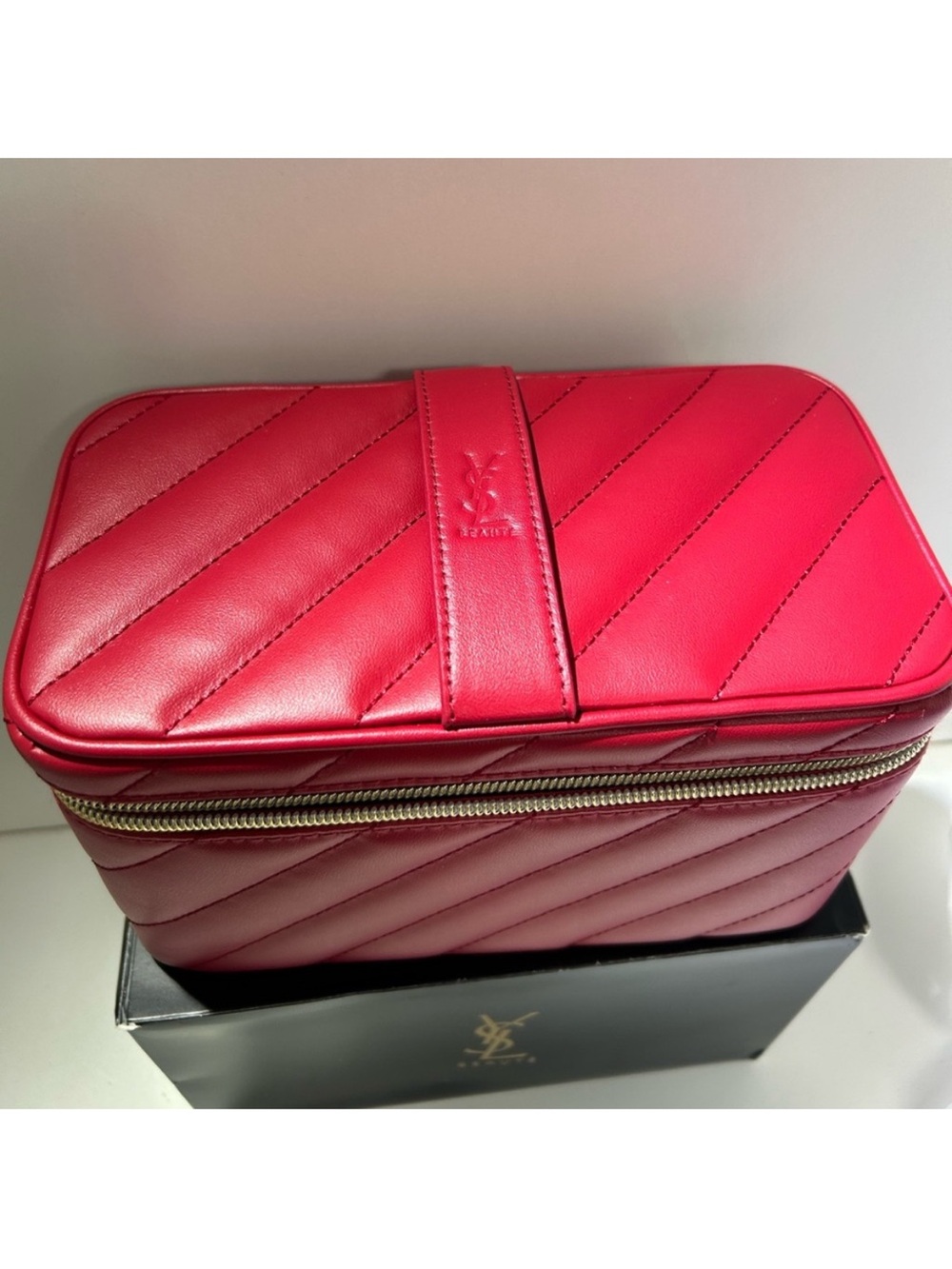 YSL beauty red case - Picture 9 of 9
